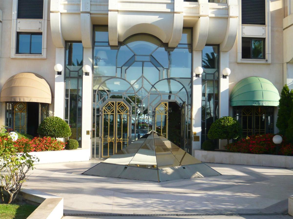 Appartement Relais De La Reine Cannes Croisette Екстериор снимка